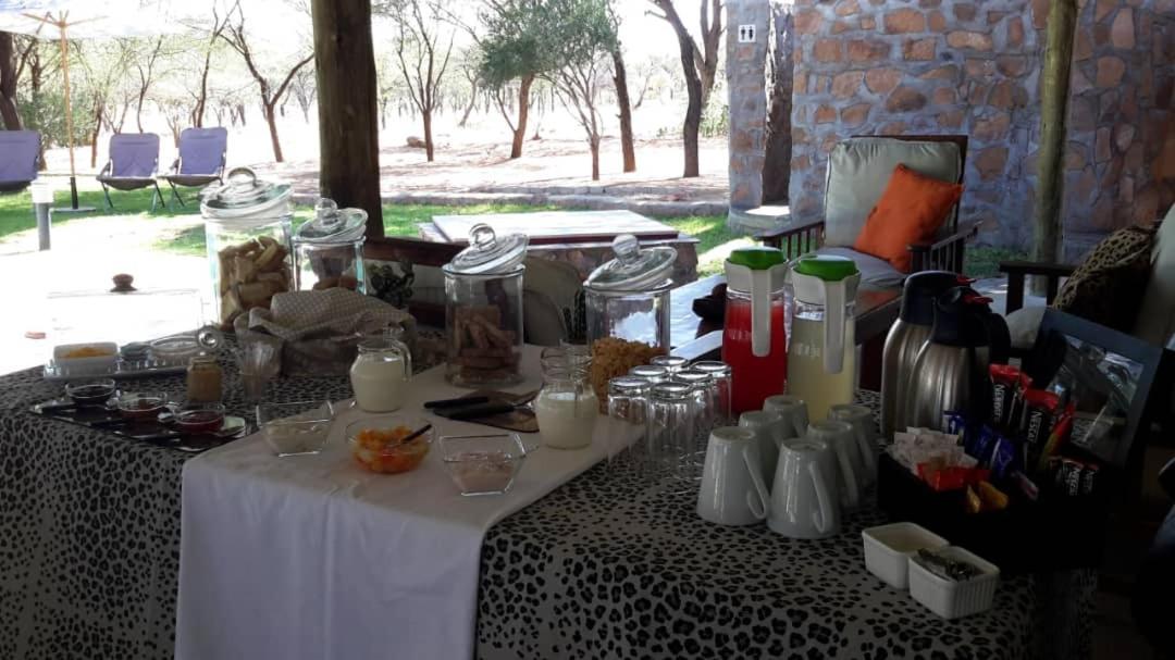 Khan River Lodge Wilhelmstal Extérieur photo